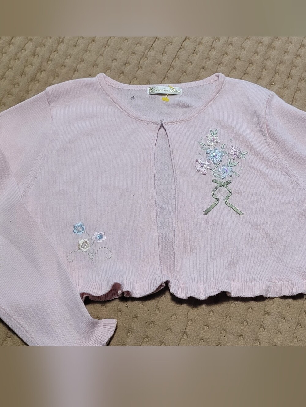 💚10 for $10💚 Bundle and save Soft Pink Knit Top with Floral Embroidery